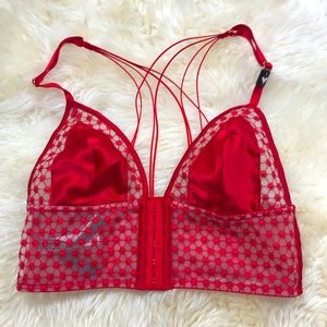 Victoria Secrets bracelet unlined  S oritq